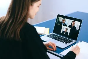 Interviu video de succes